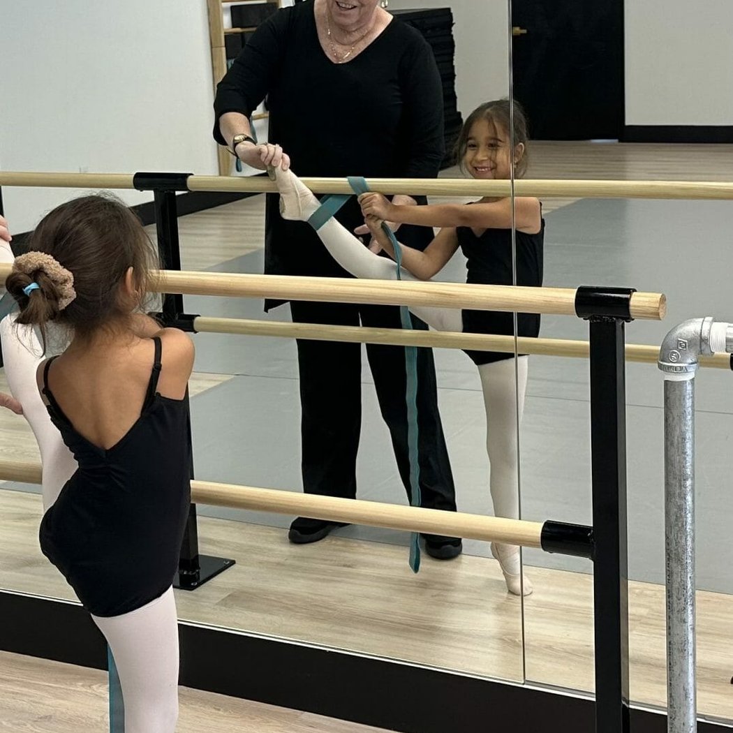 JJ's Dance Studio 2