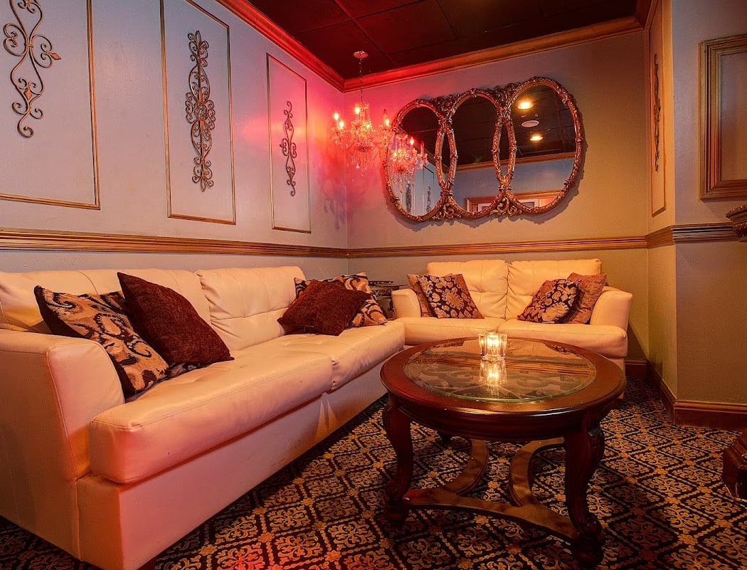 Larry Flynt's Hustler Club New Orleans Strip Club 2