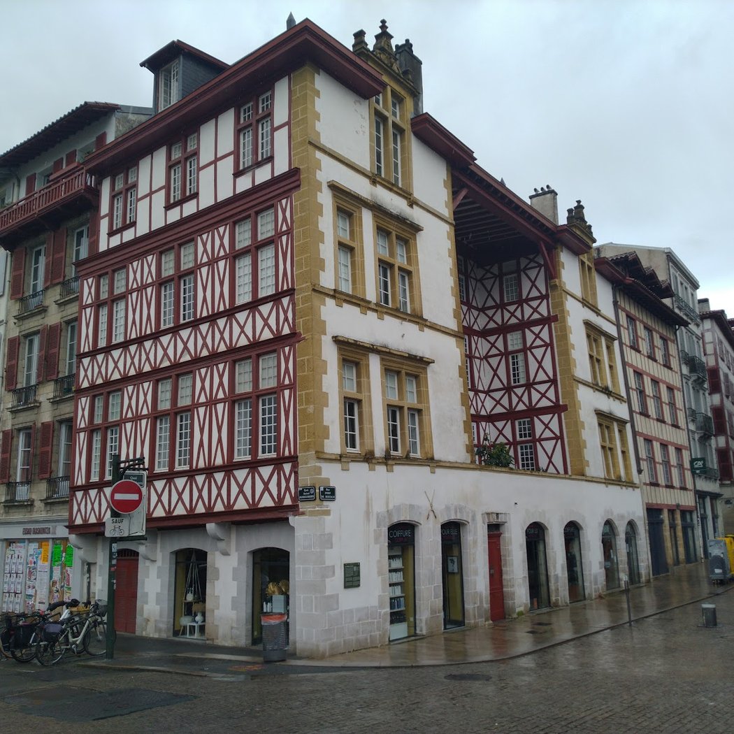 Maison Moulis 3