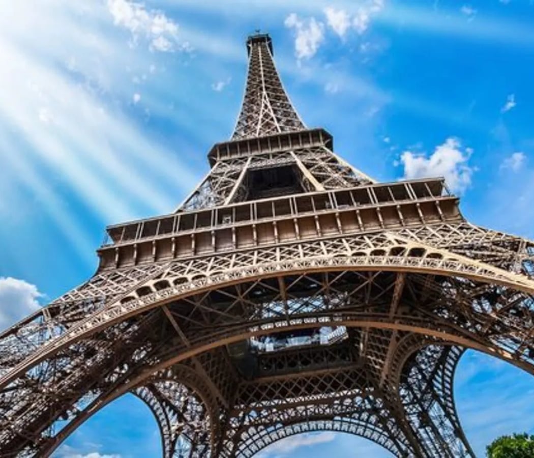 Eiffel Tower 4