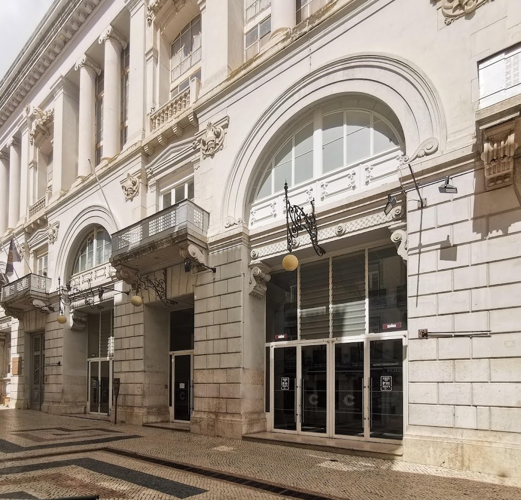 Edmázia Mayembe: 15 Anos de Mim 3