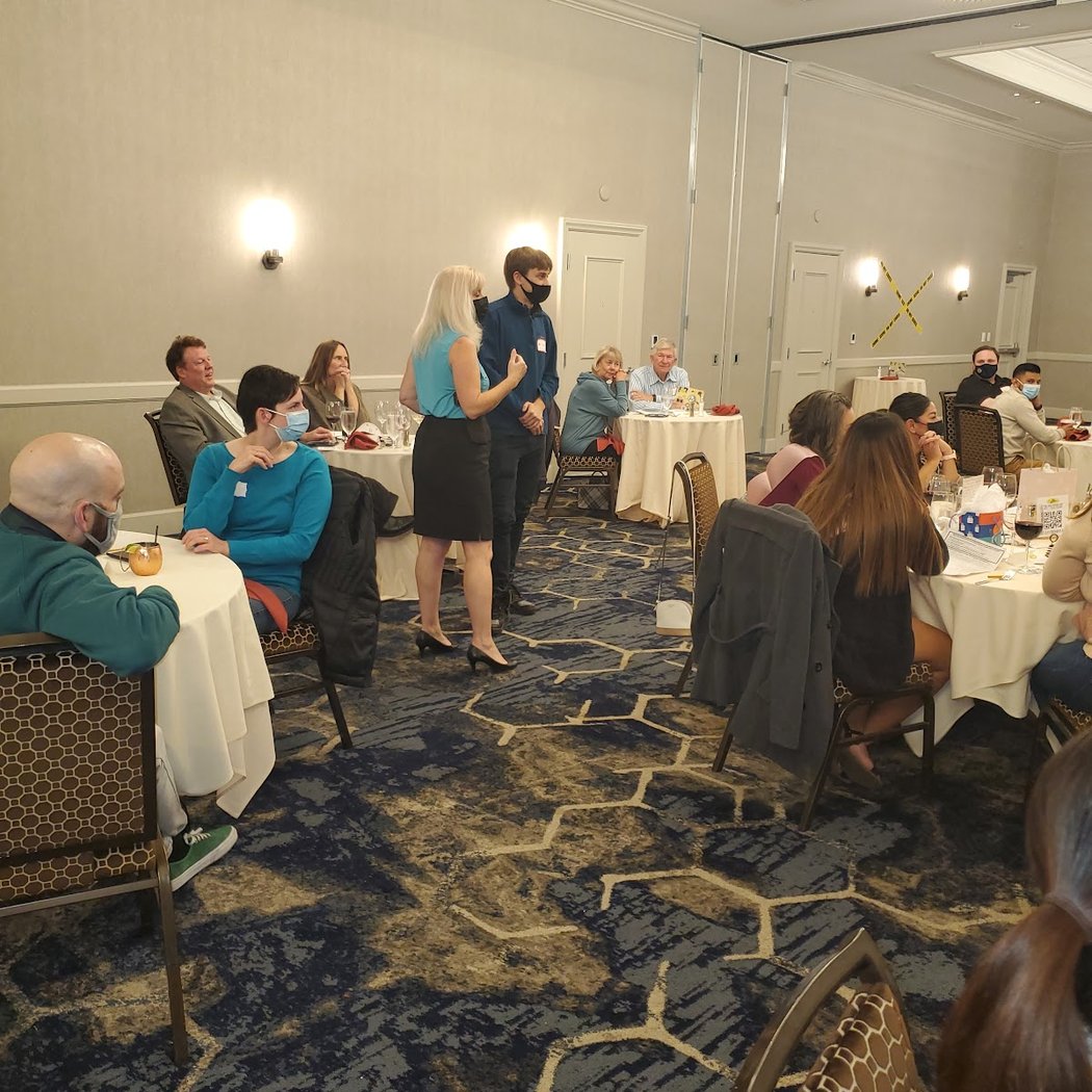The Dinner Detective Murder Mystery Show 2