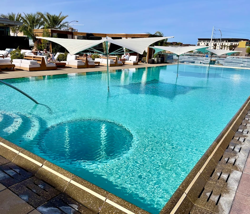 Sunday WET Deck Pool Events 2