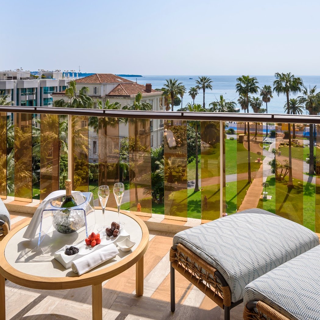 Mondrian Cannes 1