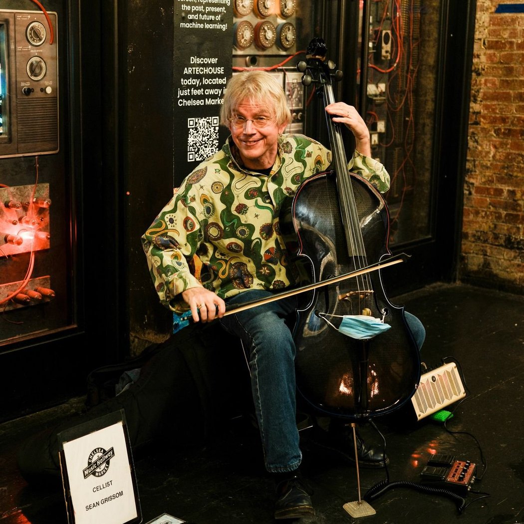 Live Music - Sean the Cellist 1