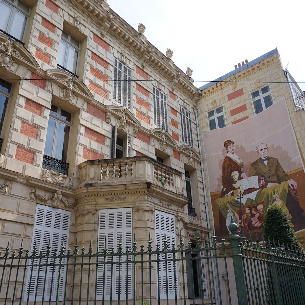 Guided public tours 3