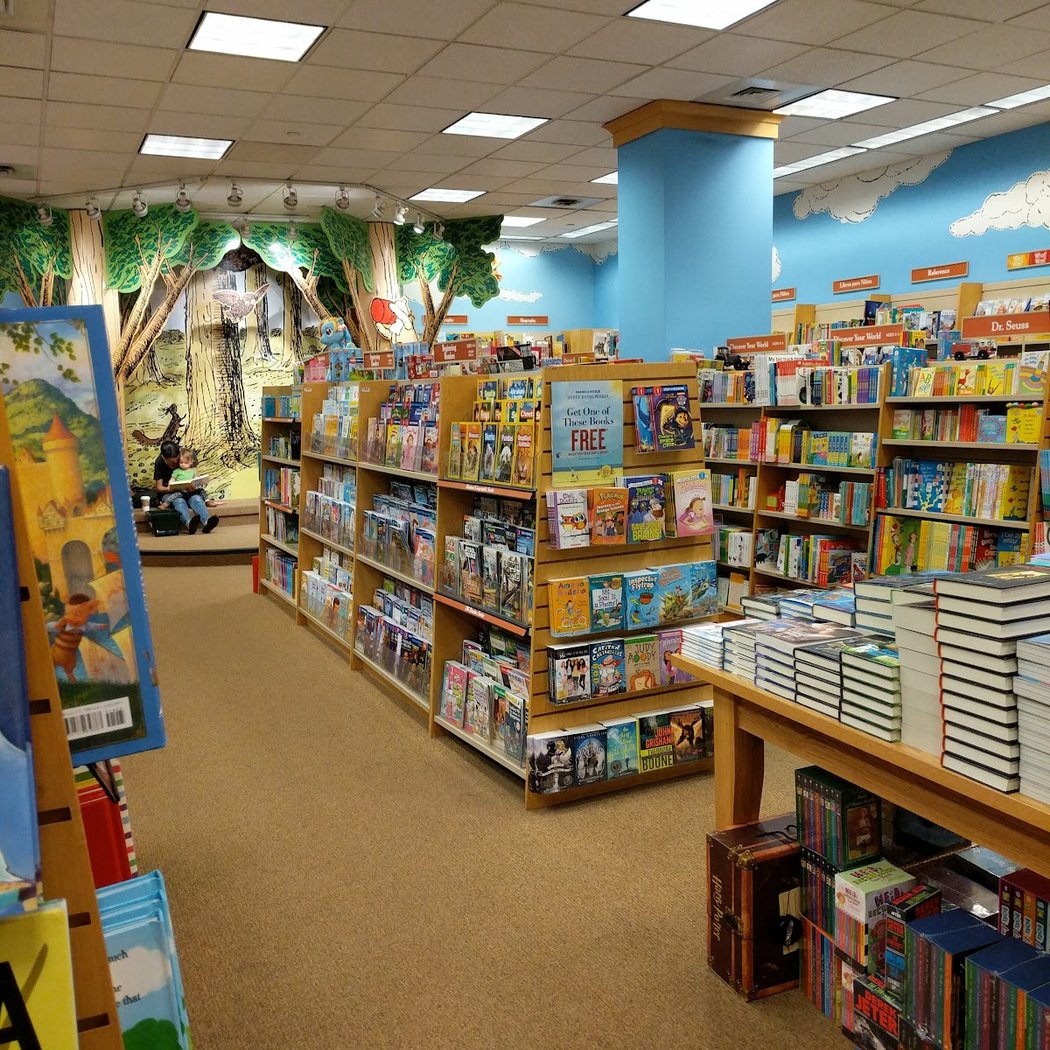 Barnes & Noble 1