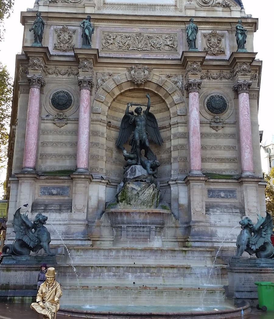 8 femmes 3