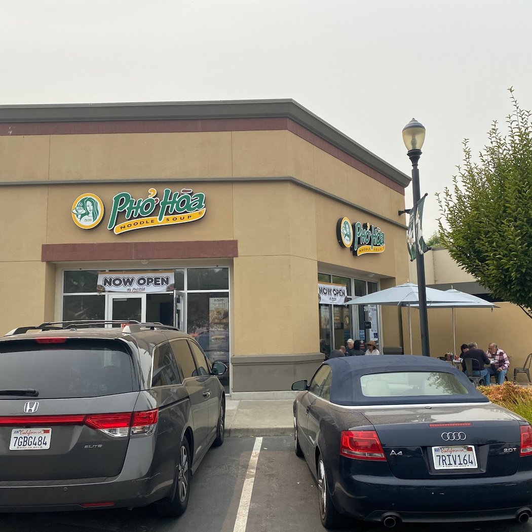 Pho Hoa Noodle Soup - Pinole 2
