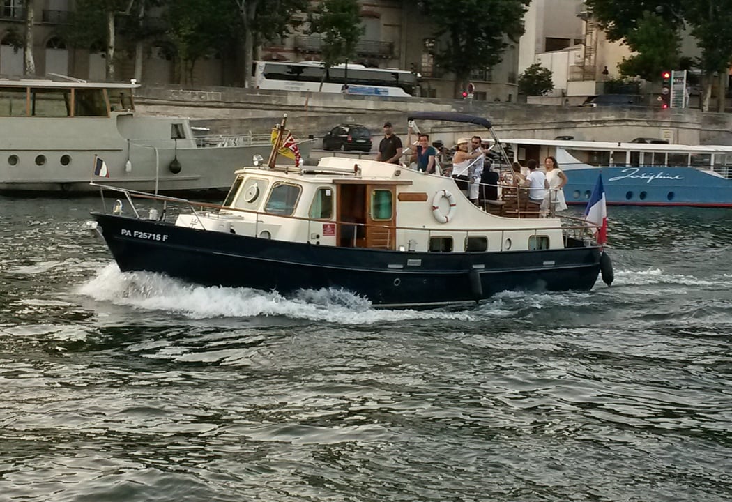 Un Bateau à Paris, croisière privée sur la Seine 3
