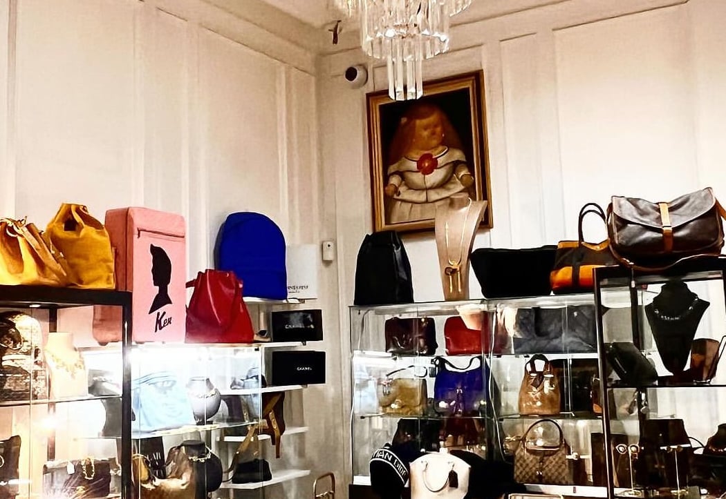 Opulence Luxury & Vintage 3