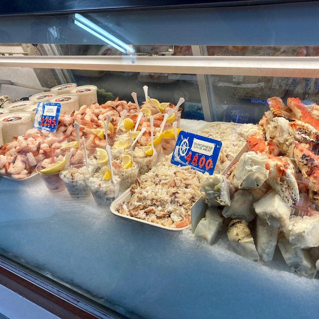 Half Moon Bay Fish Market 1