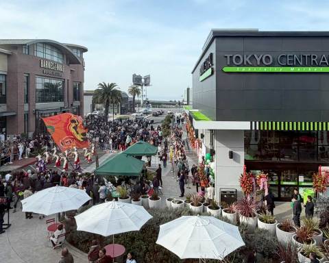 Tokyo Central Grand Opening 1