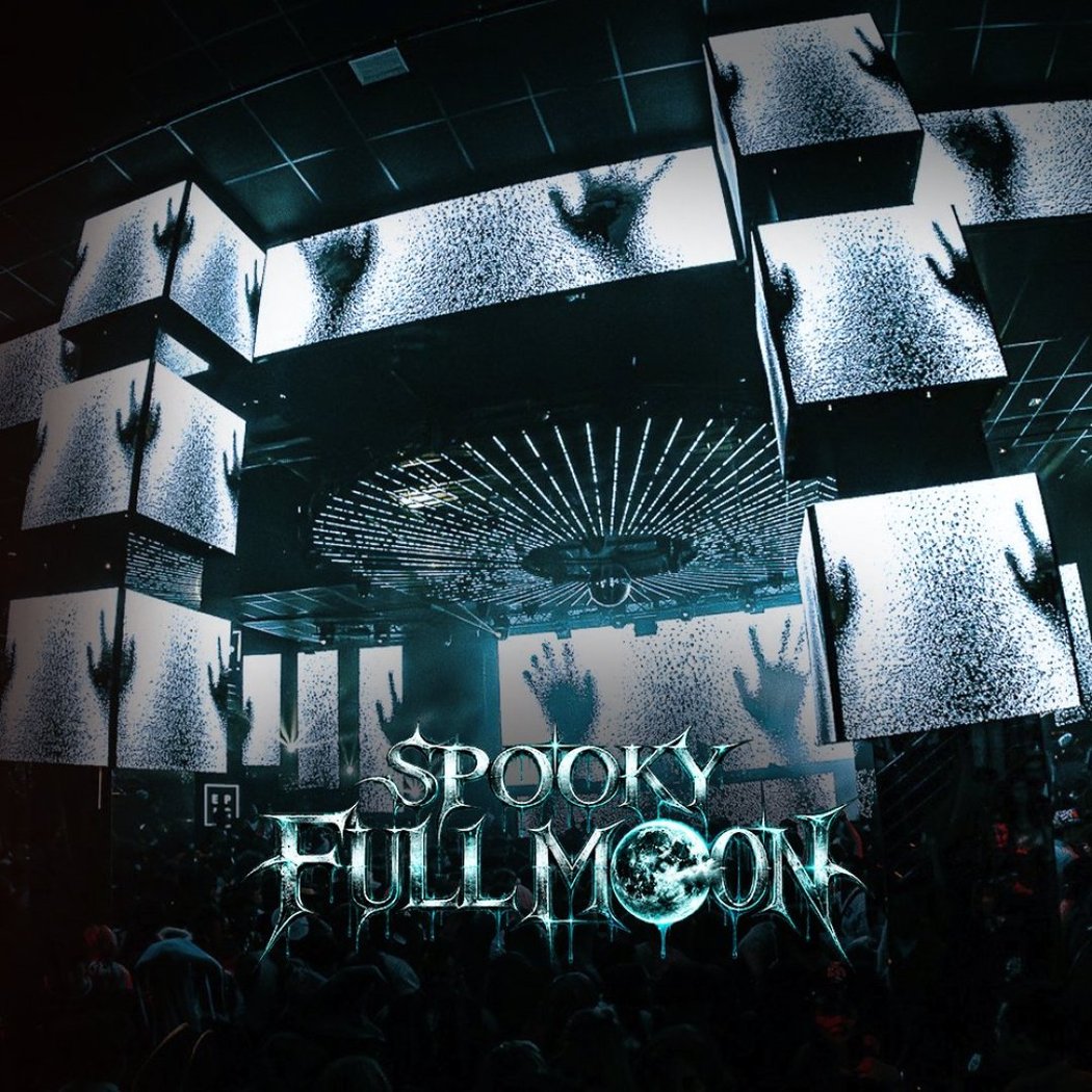 SPOOKY FULL MOON 1