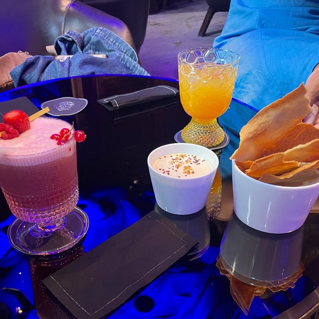 Le Bar 2