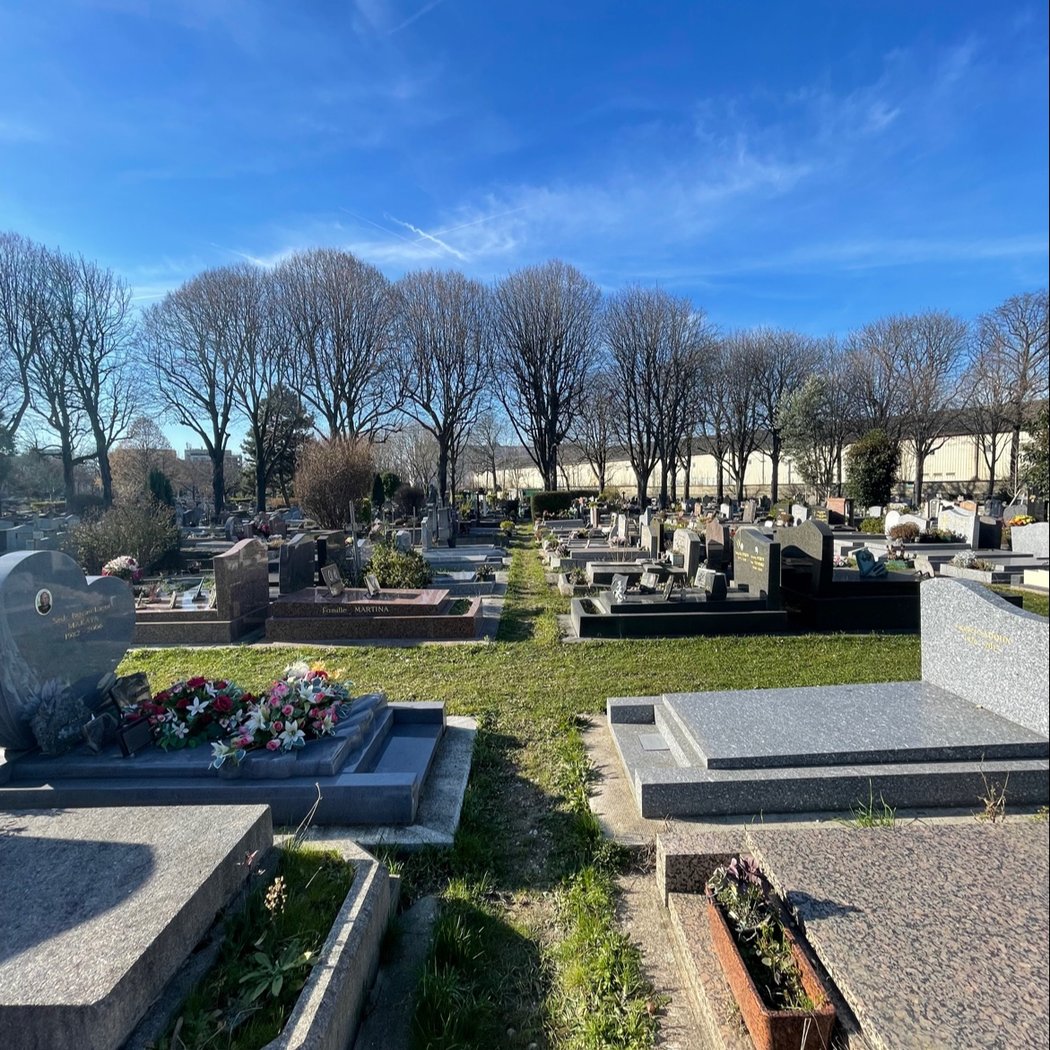 Parisian cemetery of Saint-Ouen 2