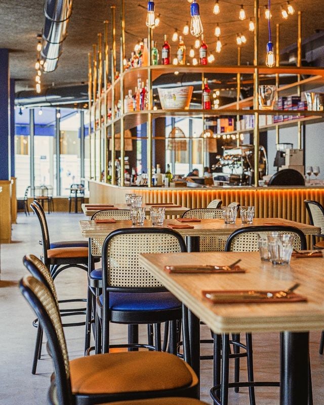 Moustache Bistro Pub - Châtenay Malabry 1