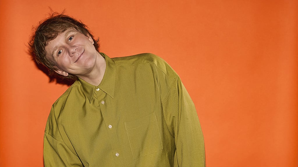 Josh Thomas - Jiggle, Jiggle 1