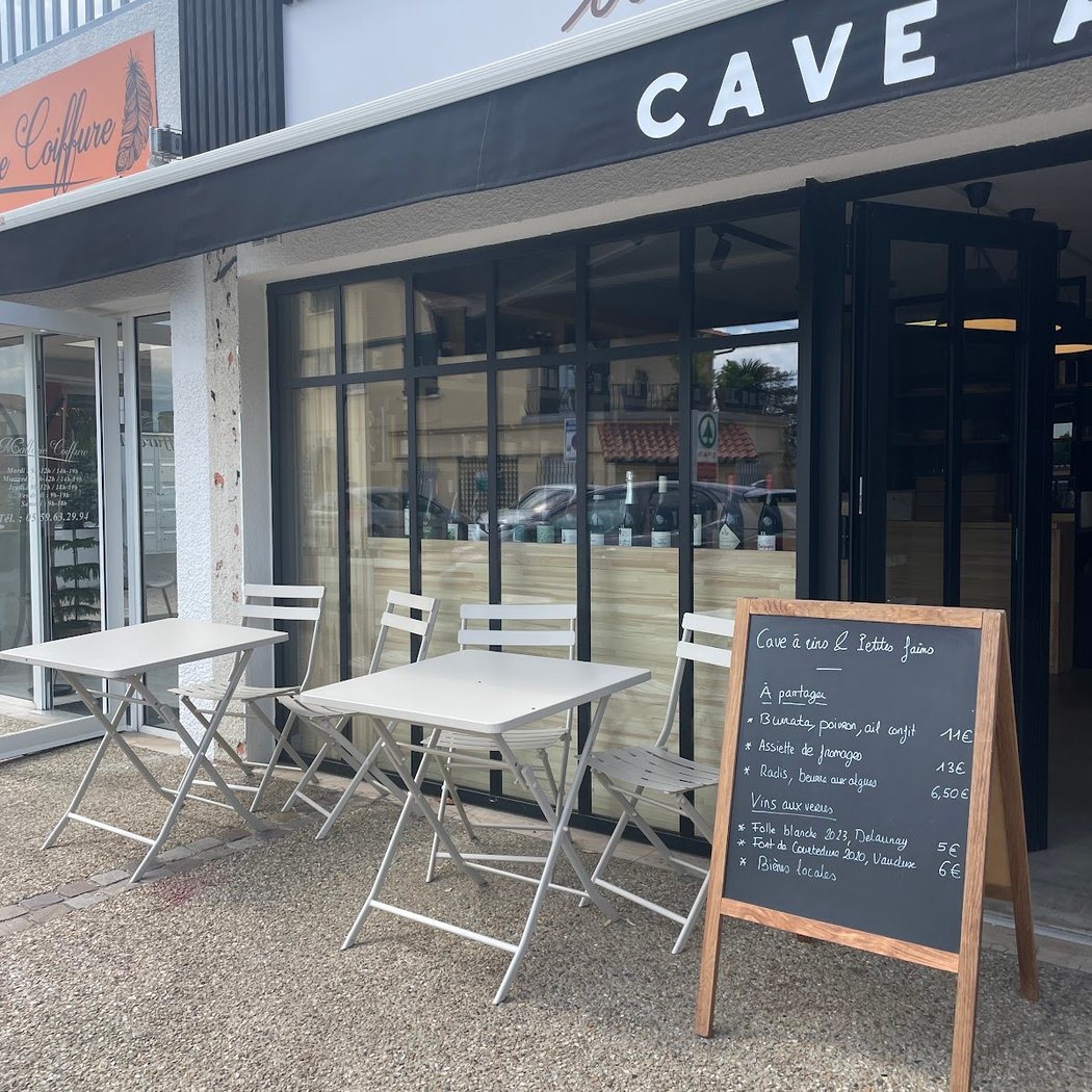 Ivette - Cave à vins & petites faims 5