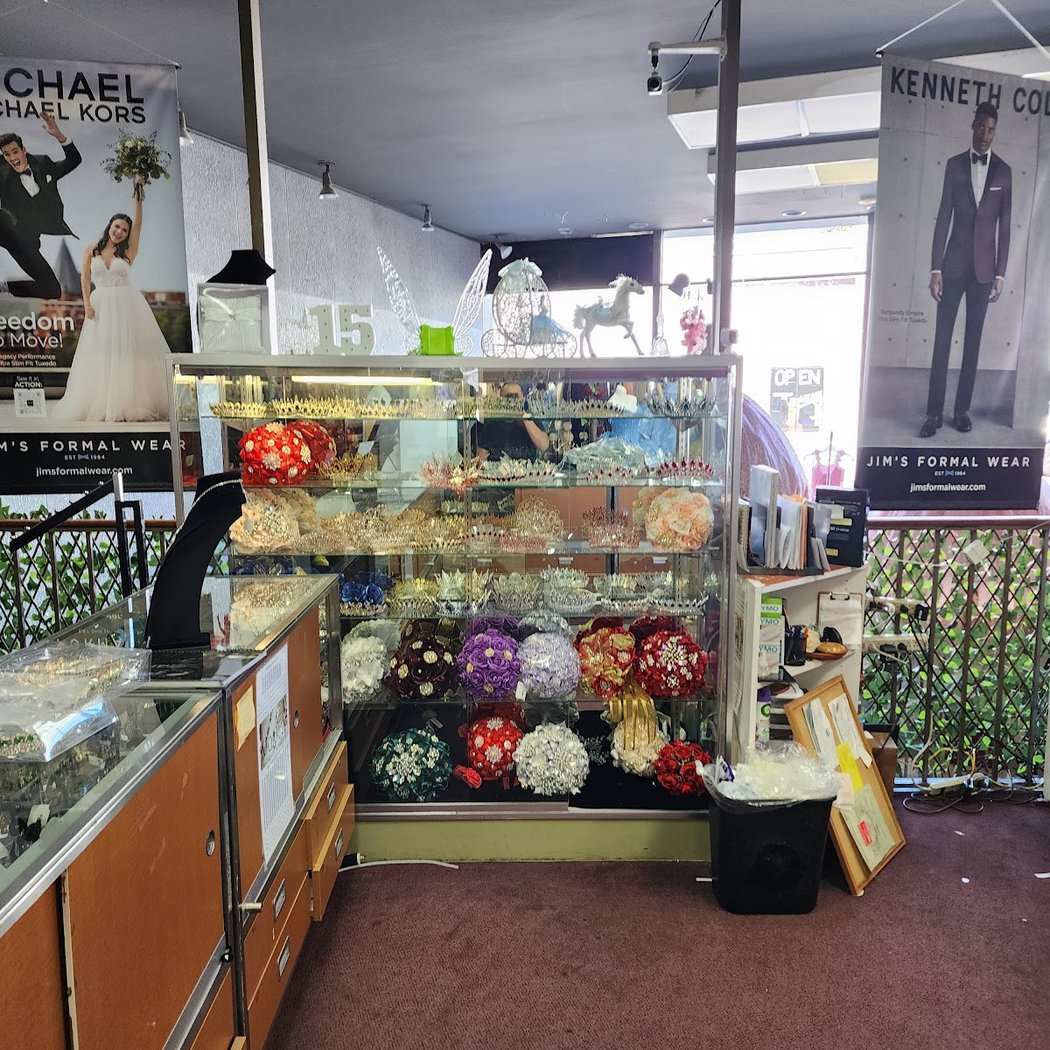 Casablanca Bridal & Tuxedo 3