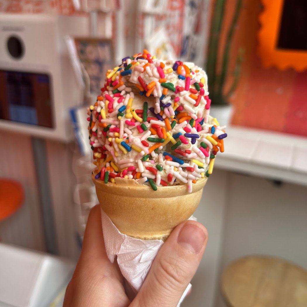 Ollie’s Ice Cream + Stuff 1