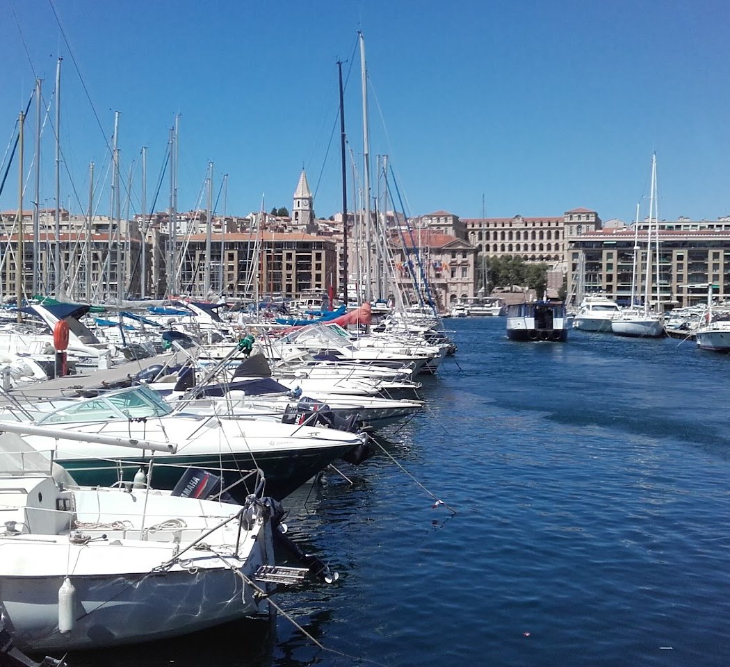 Quai de Rive Neuve 2