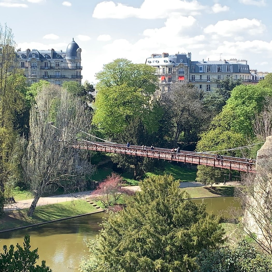 Sunset Tea Rave: a free tea tasting at the Buttes-Chaumont as the sun sets 2