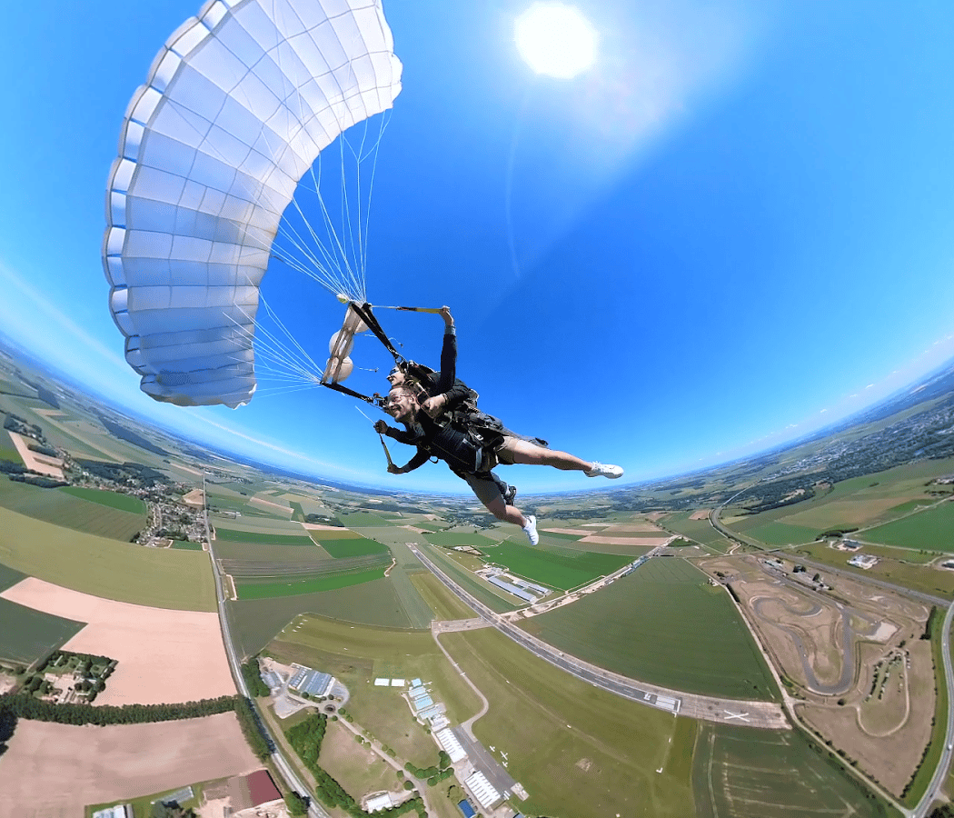 Saut en parachute Nord FlyAdrenaline 3