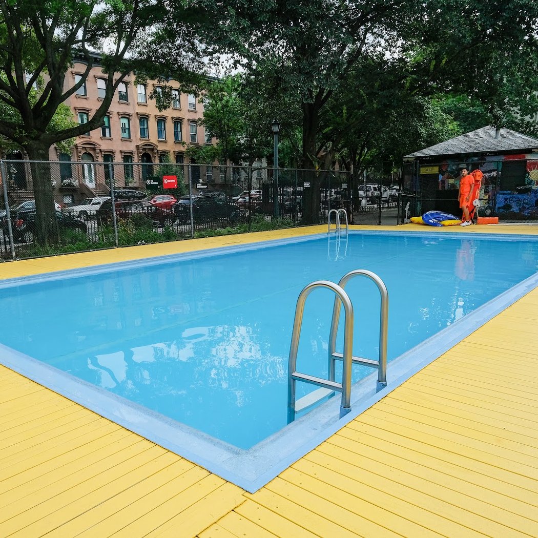 PS 20 Playground Mini Pool 1