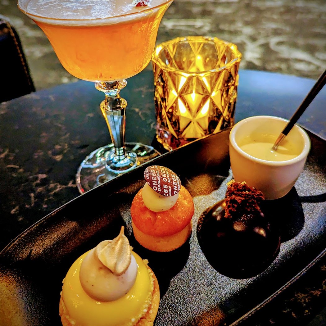 Elements Bar & Lounge 1