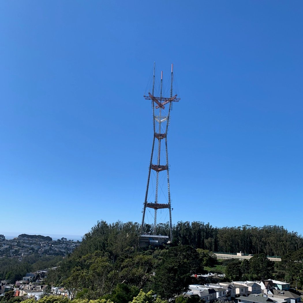 Twin Peaks Boulevard 3