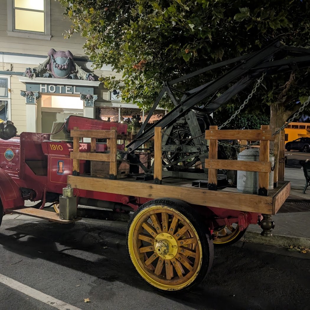 Niles Antique Faire & Flea Market 1