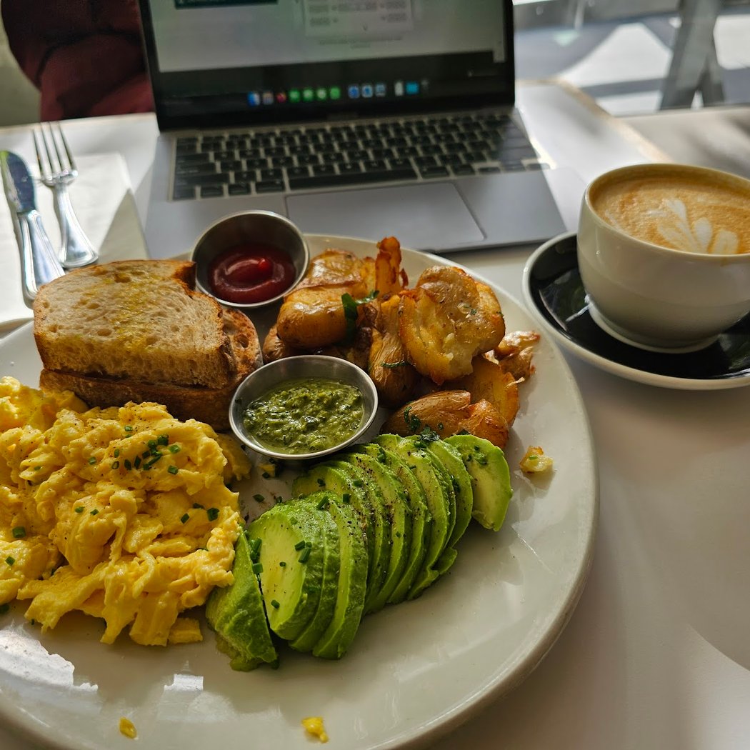 Cafe Réveille 3