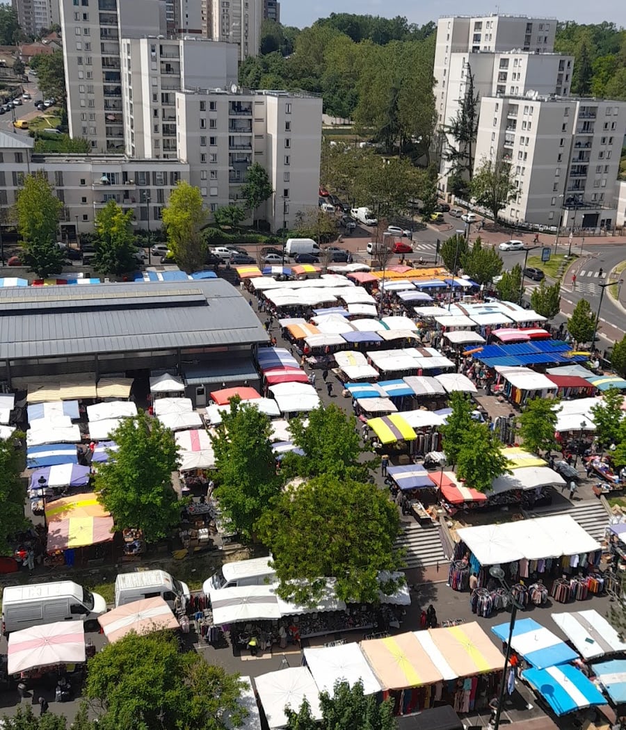 Vide grenier - vide dressing 2