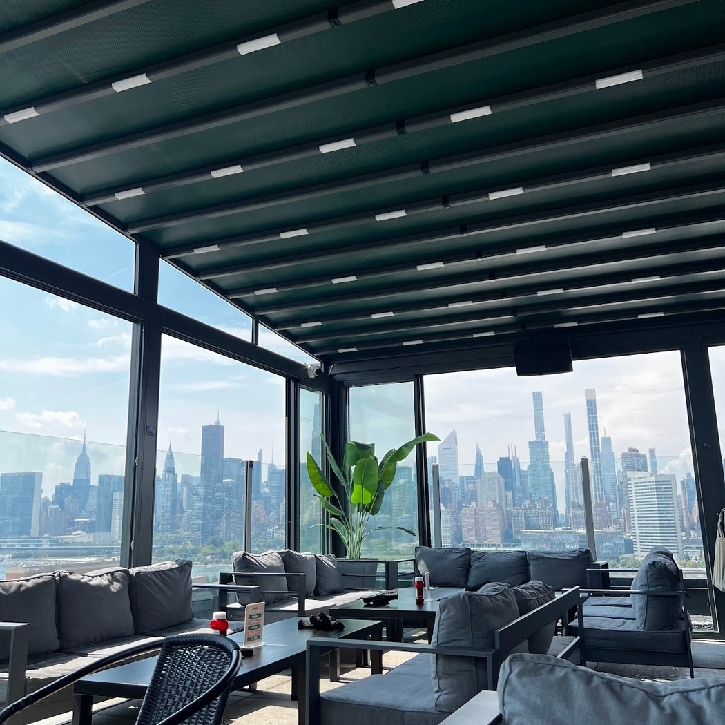 Lost in Paradise Rooftop 3