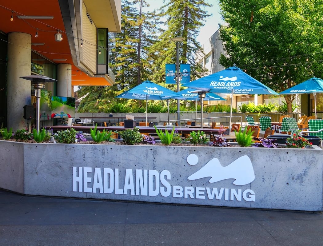 Headlands Brewing - On Campus at UC Berkeley 3