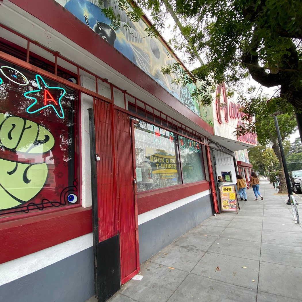 Free Live Performances at Amoeba Music 2