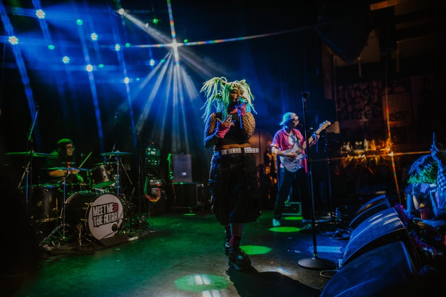Meet Me @ The Altar: The Worried Sick Summer Tour 1