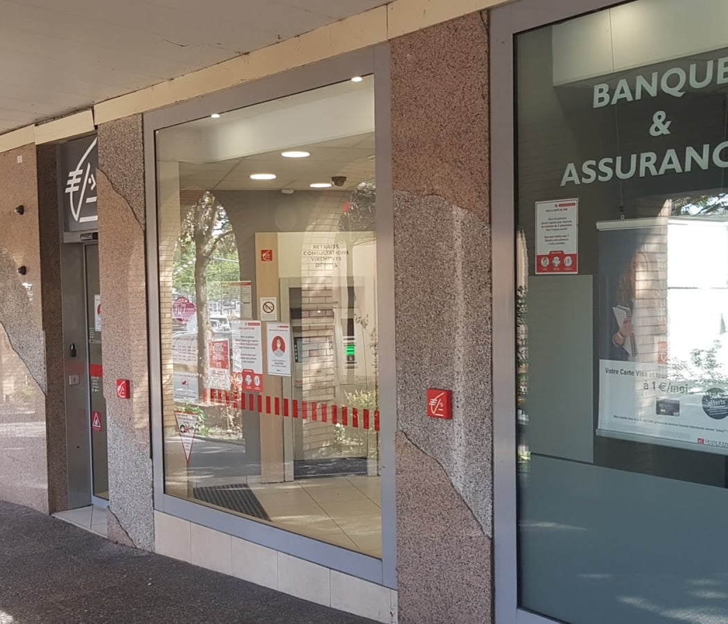 Caisse d'Epargne Cachan 1