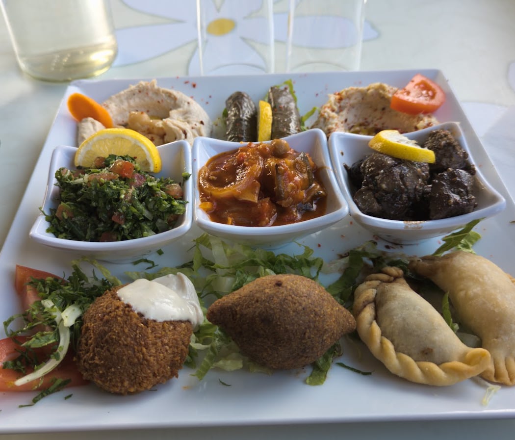 Maison De Jasmin مطعم بيت الياسمين 1