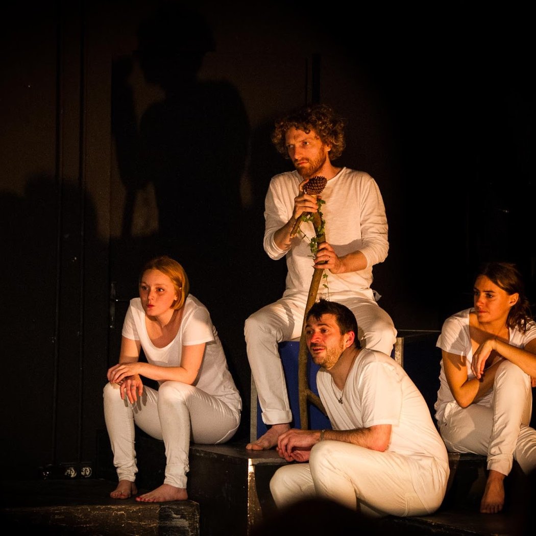Les Sens Du Jeu Course Theater 2