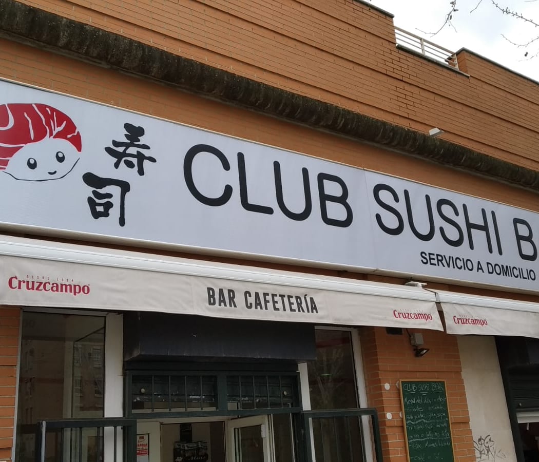 CLUB SUSHI BAR 2