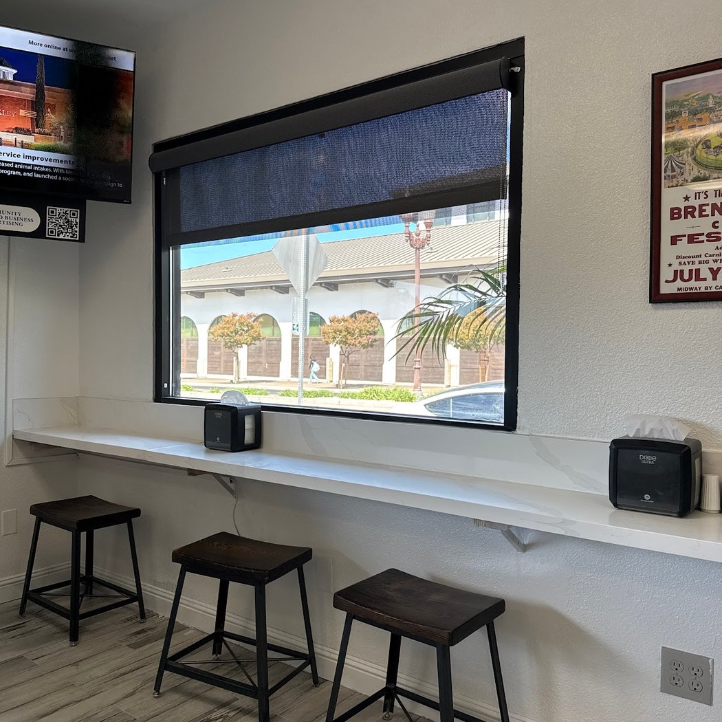 Dinos Sandwich Shop 2