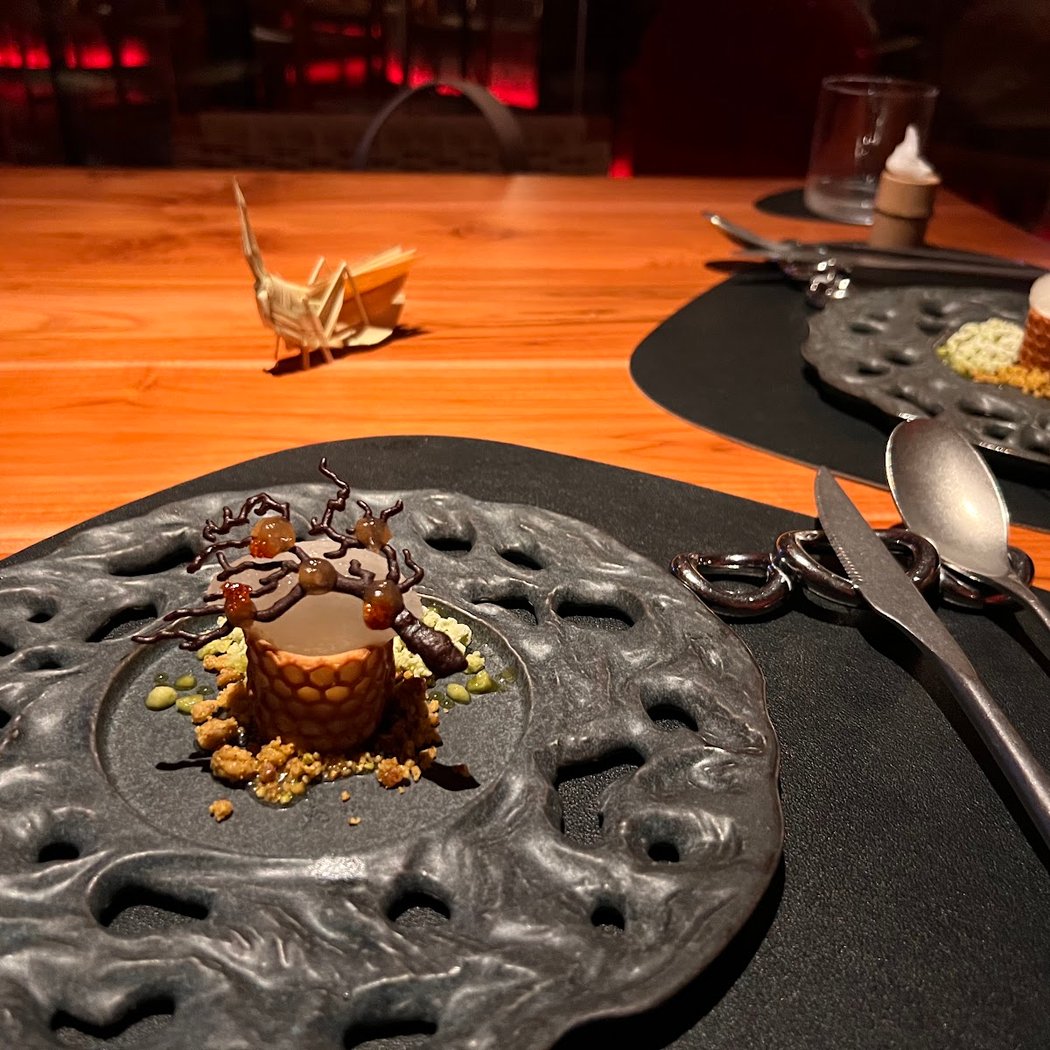 TRE Dining 1