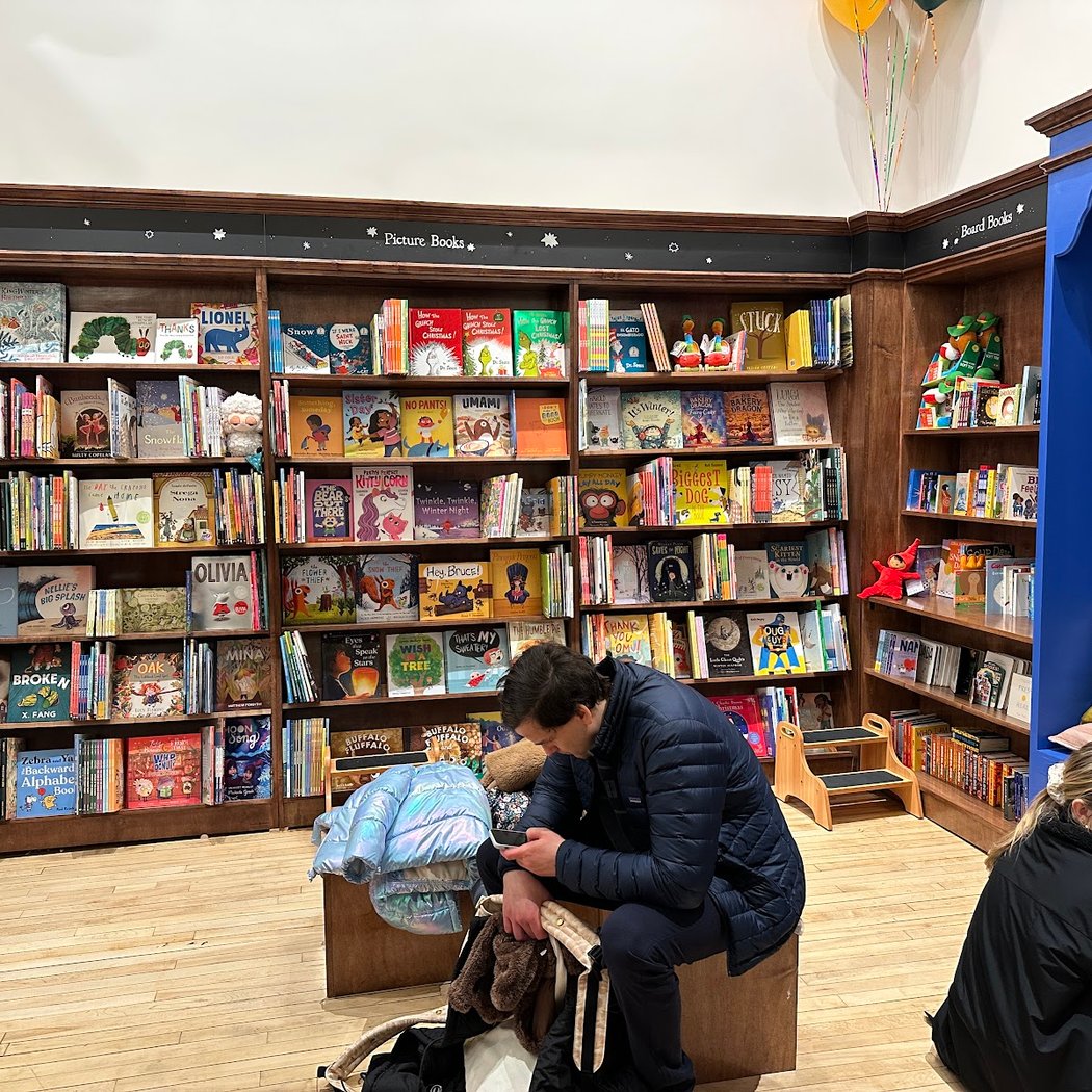 Words on Warren- Children's bookshop 3