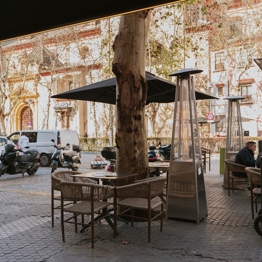Canela Tapasbar 3