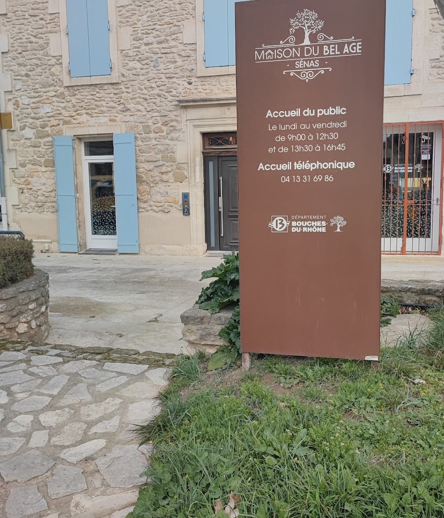 LA MAISON DU BEL ÂGE - SENAS 1