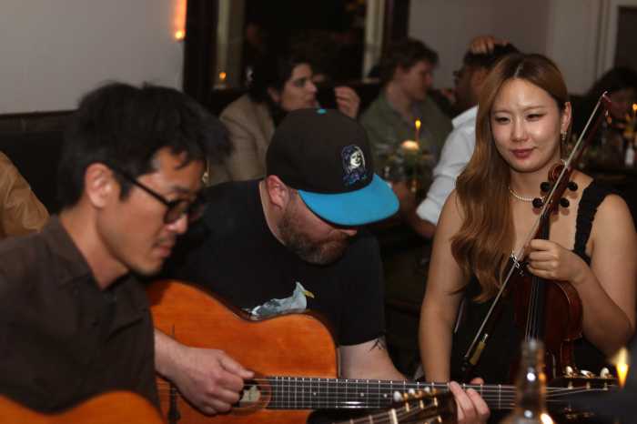 Thursday Night Jazz Manouche Jam 2