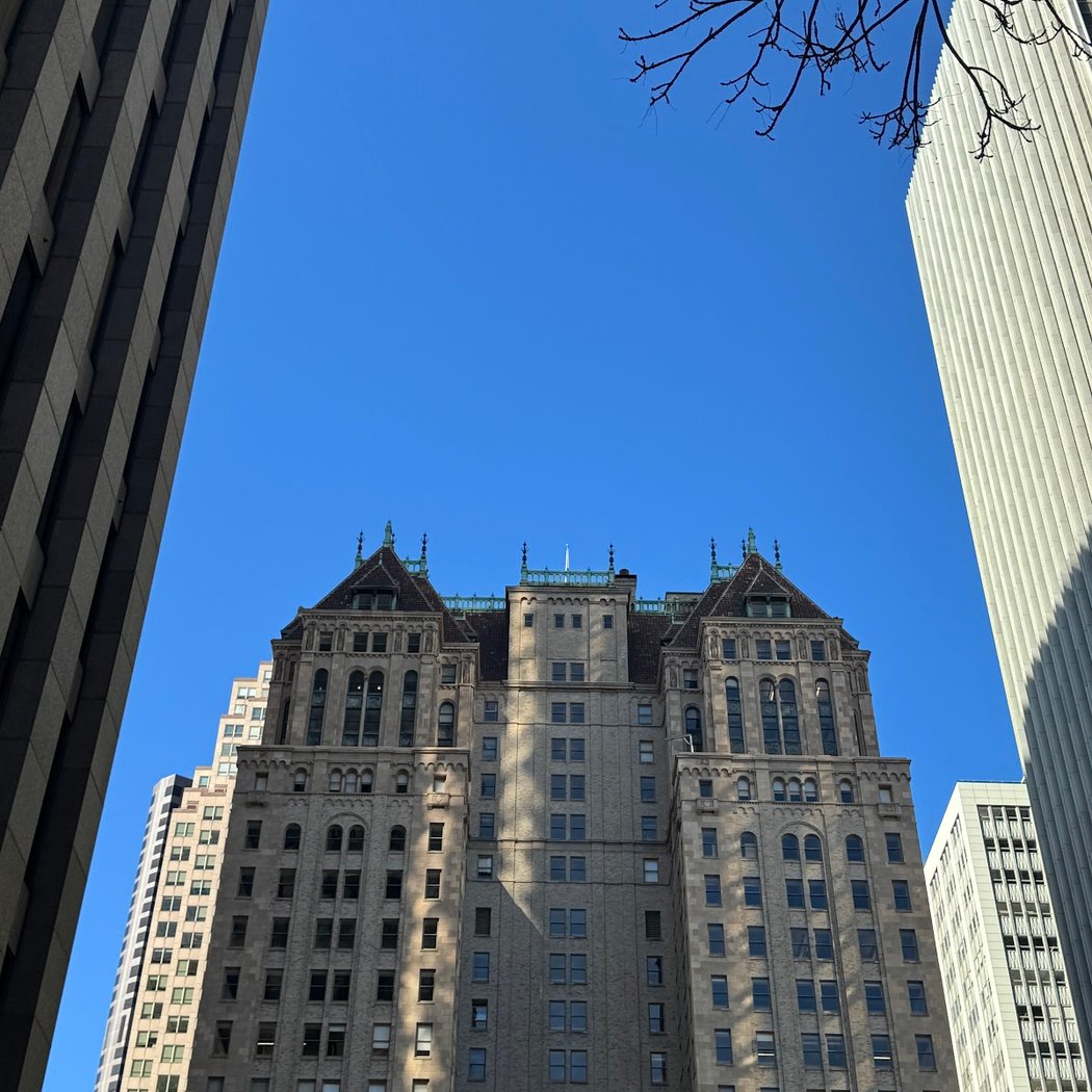 Hunter-Dulin Building 2