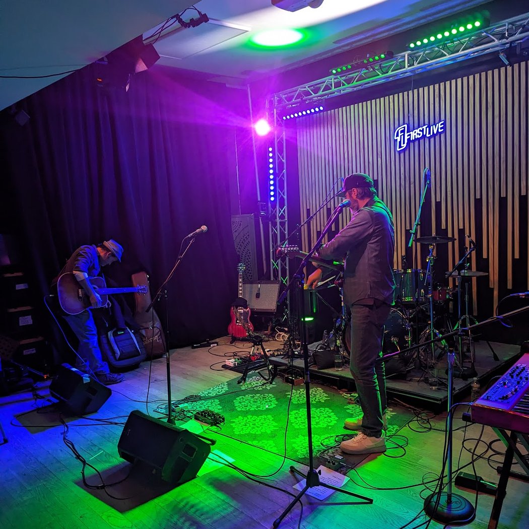 FIRSTLIVE COFFEEHOUSE STUDIO 1